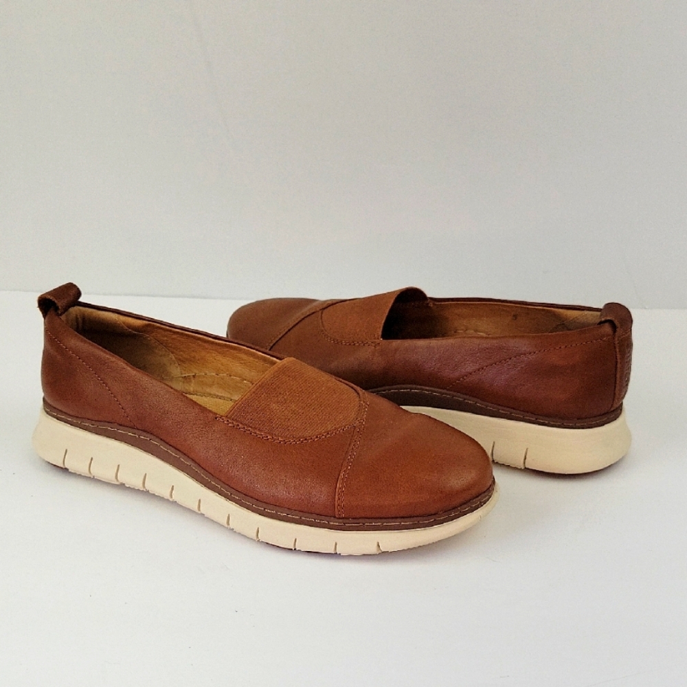 Vionic Leather Linden Slip On Loafers Light Brown Size 7.5